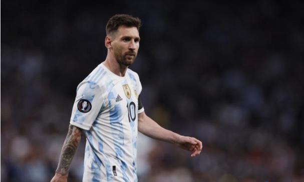 来自湖南与湖北的开国上将，哪一方的军事能力更强？